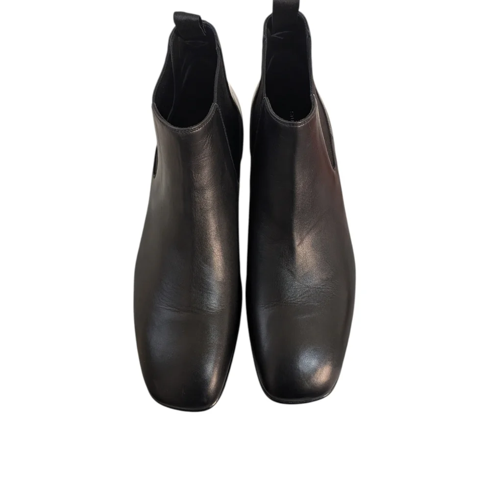 Stuart Weitzman Men Adwin Black Leather Chelsea Boots... Size 10M